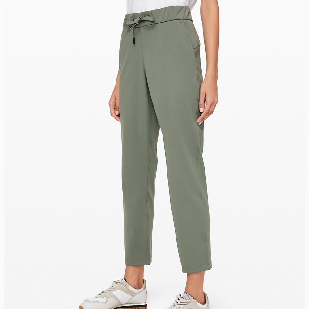 Lululemon On The Fly 7/8 Pant